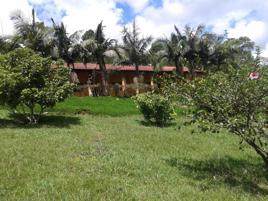Pousada Recanto Aguas Vivas Turvo dos Gois Exterior photo