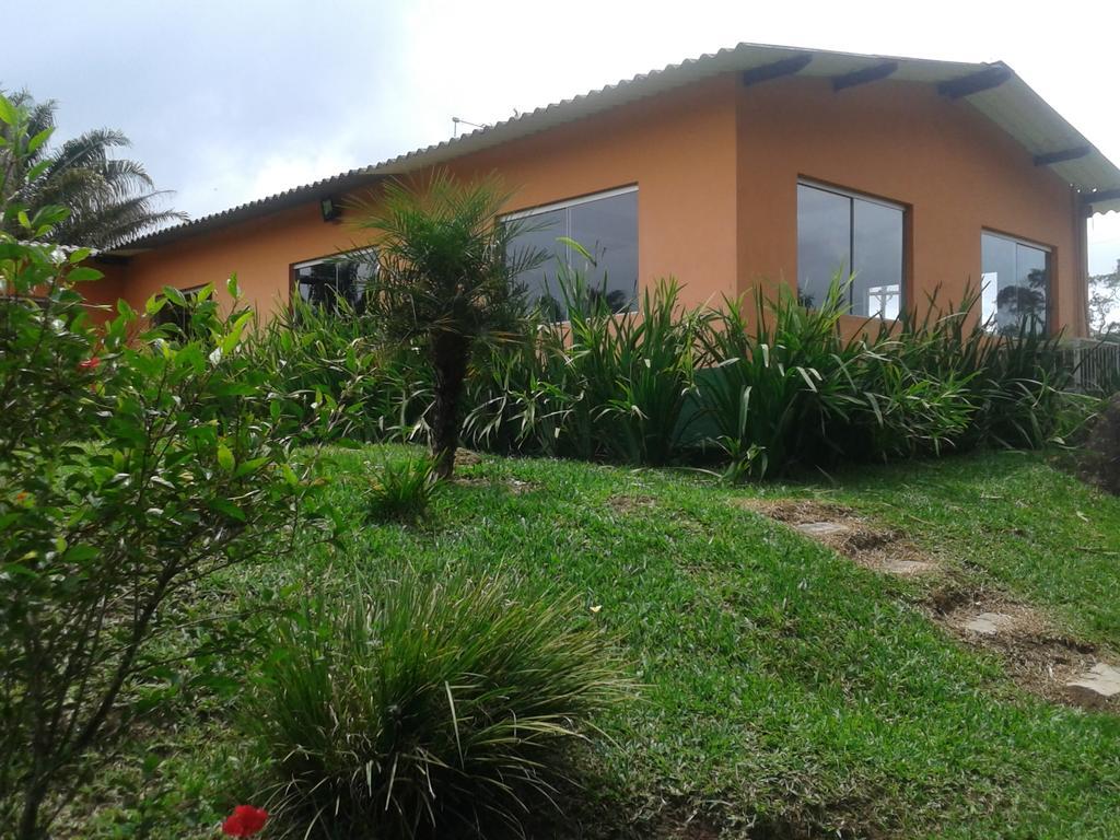 Pousada Recanto Aguas Vivas Turvo dos Gois Exterior photo